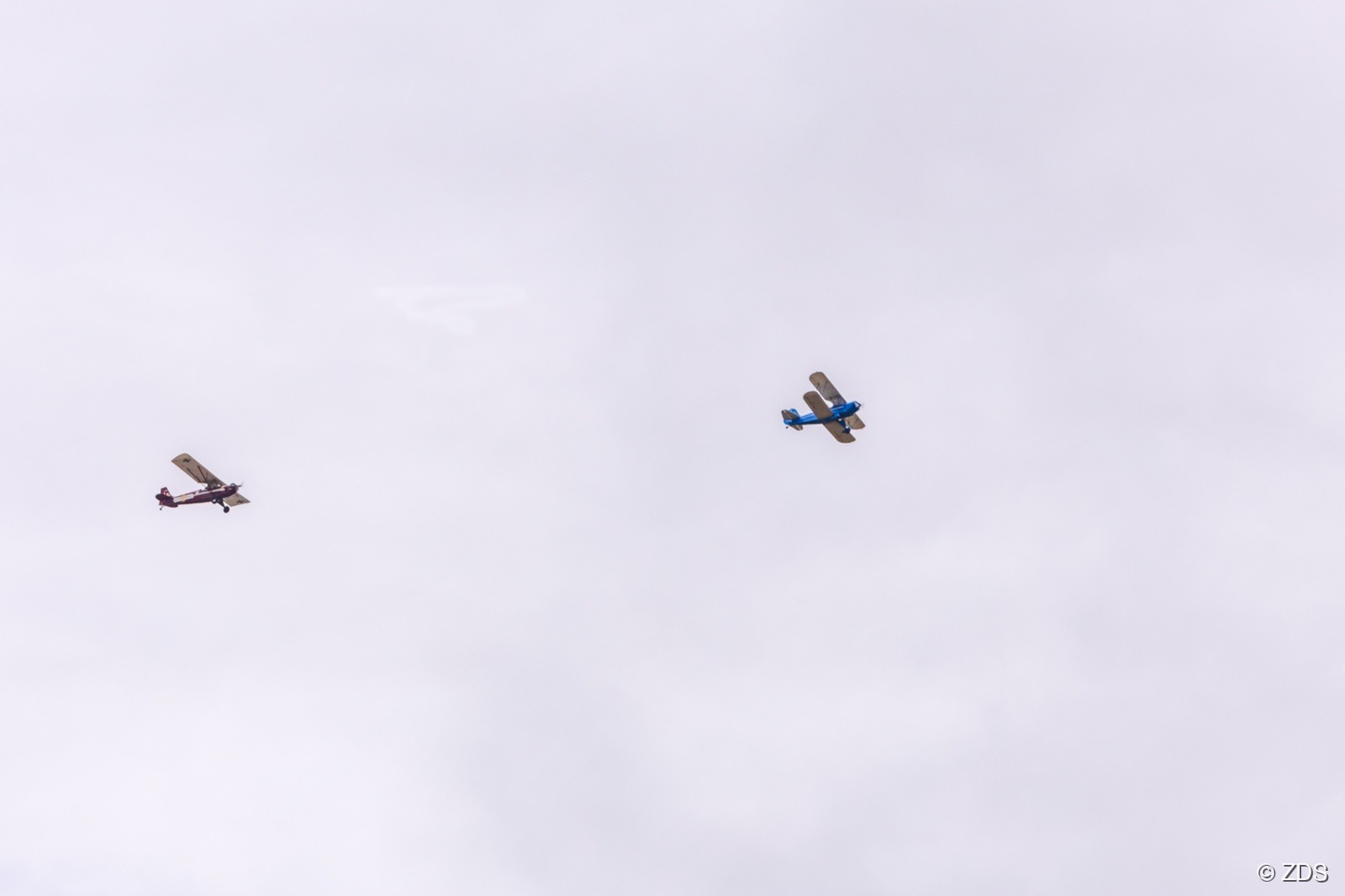 Community ramp scene at the fly-in
