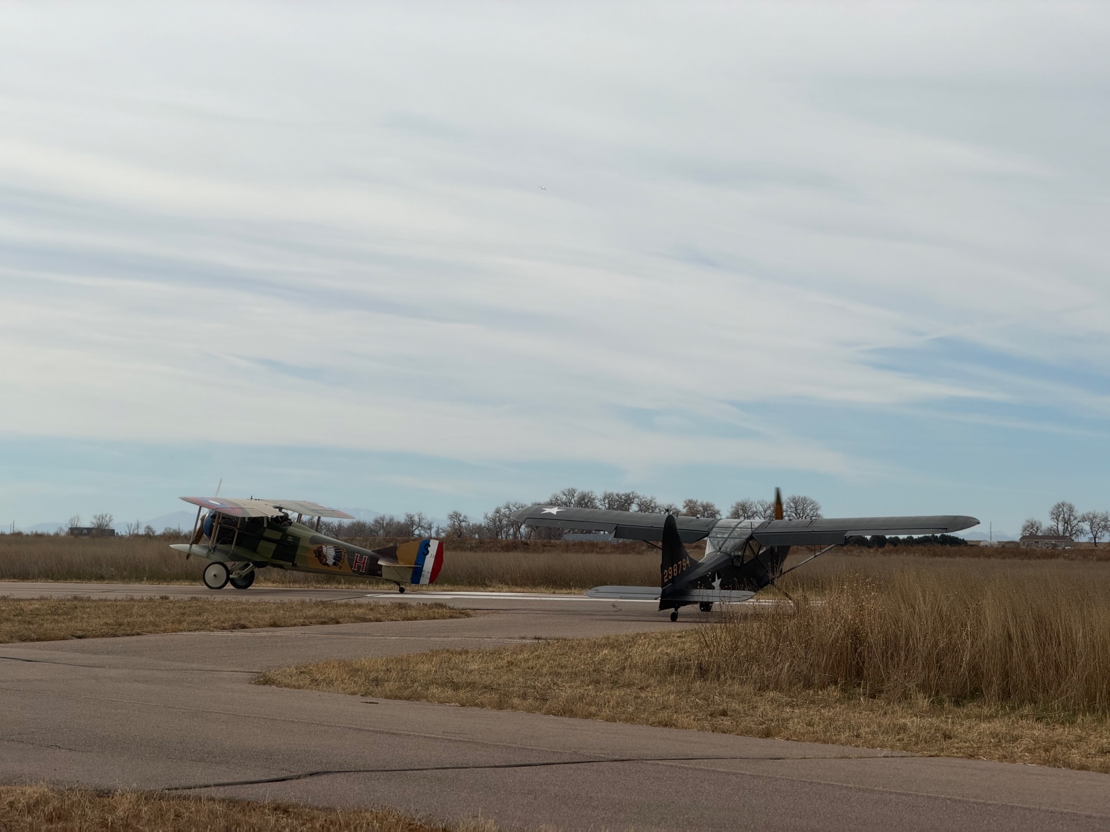 Pilots and community at 18V Fort Lupton